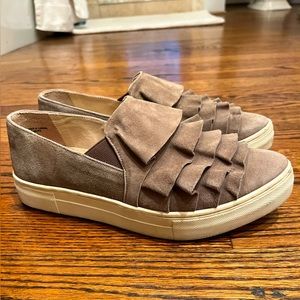 Seychelles Ruffle Slip Ons